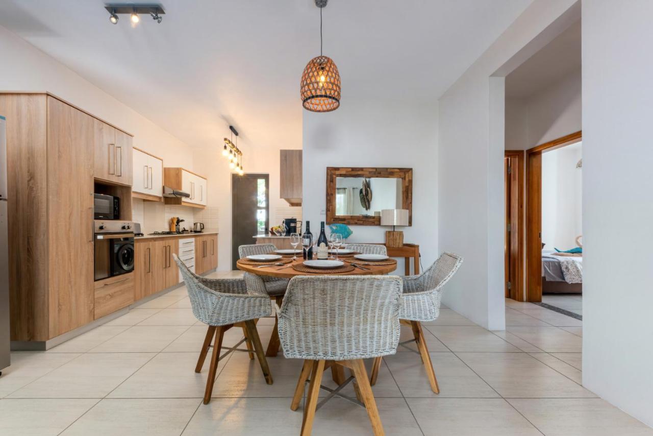 West Wood Holiday Apartment, C6 - Flic En Flac With Pool At A Quiet Location, Beautifully Decorated And Close To The Beach מראה חיצוני תמונה