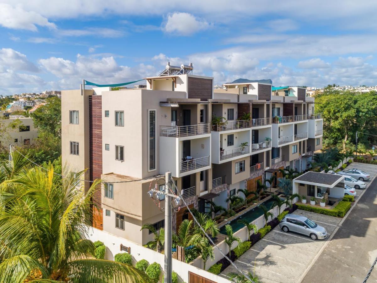 West Wood Holiday Apartment, C6 - Flic En Flac With Pool At A Quiet Location, Beautifully Decorated And Close To The Beach מראה חיצוני תמונה