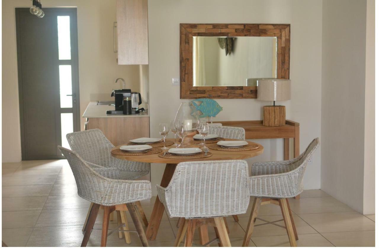 West Wood Holiday Apartment, C6 - Flic En Flac With Pool At A Quiet Location, Beautifully Decorated And Close To The Beach מראה חיצוני תמונה